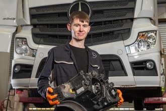 Heavy vehicle technician apprenticeship