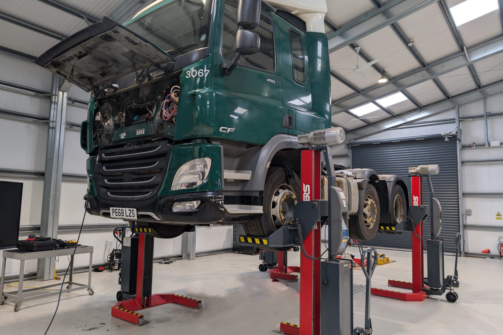 Green DAF truck in new Heavy Vehicle workshop at TTS